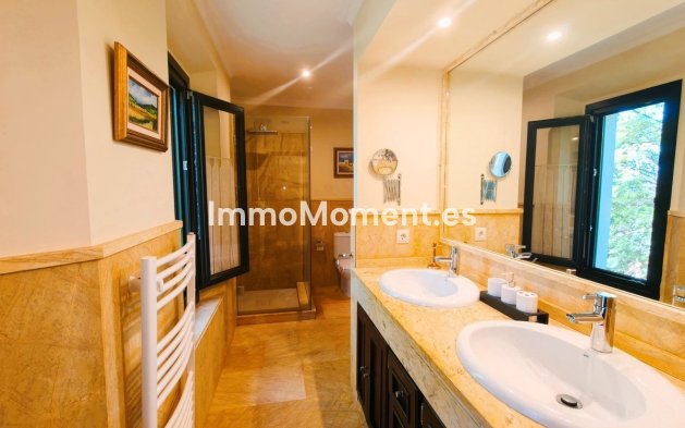 Reventa - Villa independiente - Sotogrande - San Roque Club