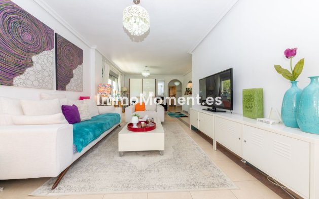 Wiederverkauf - Wohnung - Marbella - Nueva Andalucía