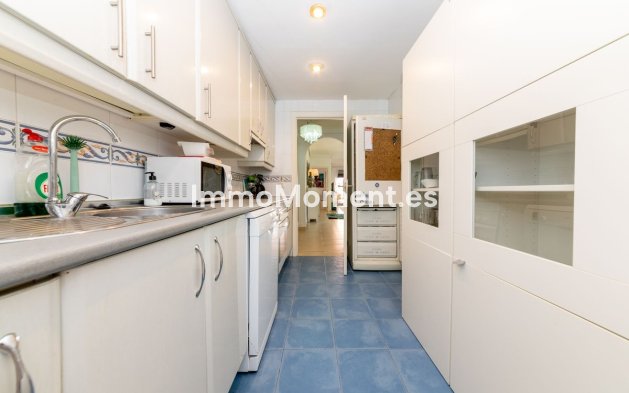 Wiederverkauf - Wohnung - Marbella - Nueva Andalucía