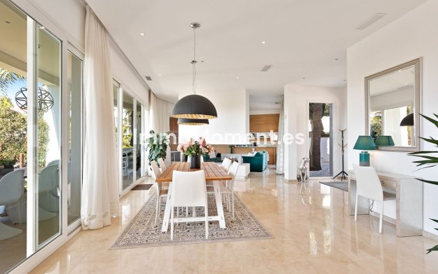 Resale - Villa - Marbella - El Rosario