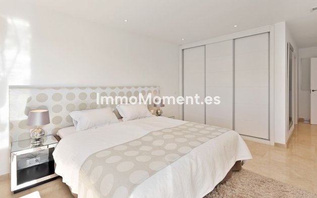 Resale - Villa - Marbella - El Rosario