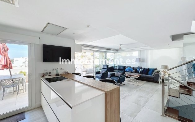 Revente - Villa - Benalmadena - Benalmadena Centro