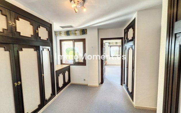 Resale - Villa - Mijas - Mijas Centro