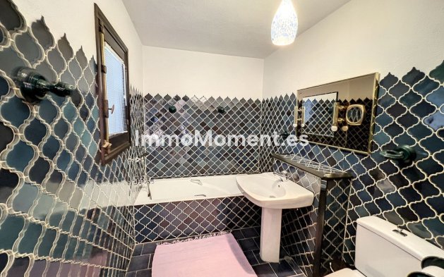 Resale - Villa - Mijas - Mijas Centro