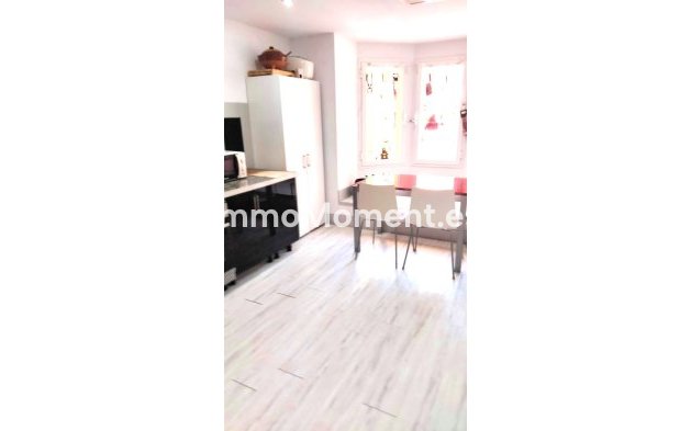 Wiederverkauf - Villa - Marbella - Puerto Banús