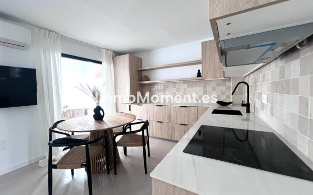 Wiederverkauf - Wohnung - Marbella - Nueva Andalucía