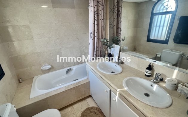 Resale - Townhouse - Estepona - New Golden Mile