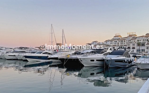 Wiederverkauf - Wohnung - Marbella - Nueva Andalucía