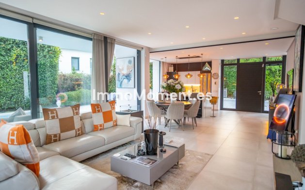 Wiederverkauf - Villa - Estepona  - Estepona Centro