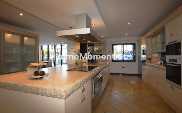 Revente - Villa - Marbella - Artola