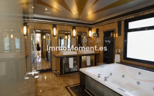 Revente - Villa - Marbella - Artola