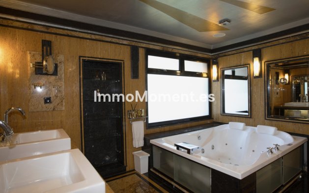 Revente - Villa - Marbella - Artola