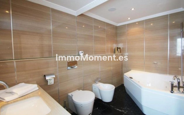Revente - Villa - Marbella - Artola