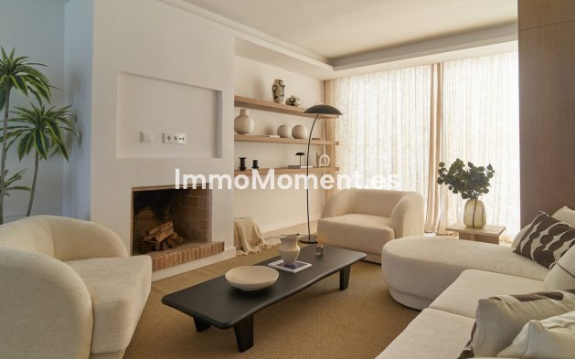 Bestaande woning - Geschakelde woning - Marbella - Nueva Andalucía