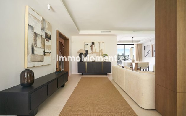 Bestaande woning - Geschakelde woning - Marbella - Nueva Andalucía