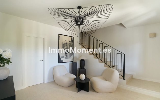 Bestaande woning - Geschakelde woning - Marbella - Nueva Andalucía