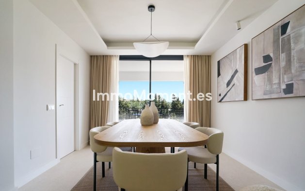 Bestaande woning - Geschakelde woning - Marbella - Nueva Andalucía