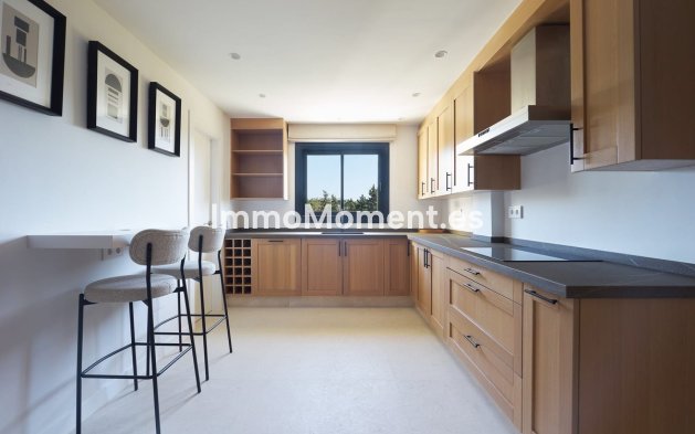 Bestaande woning - Geschakelde woning - Marbella - Nueva Andalucía