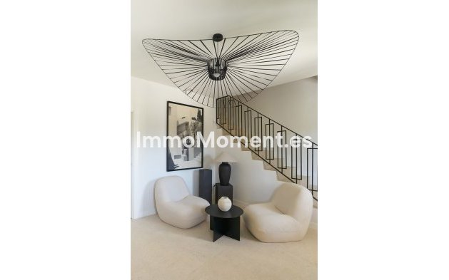 Bestaande woning - Geschakelde woning - Marbella - Nueva Andalucía