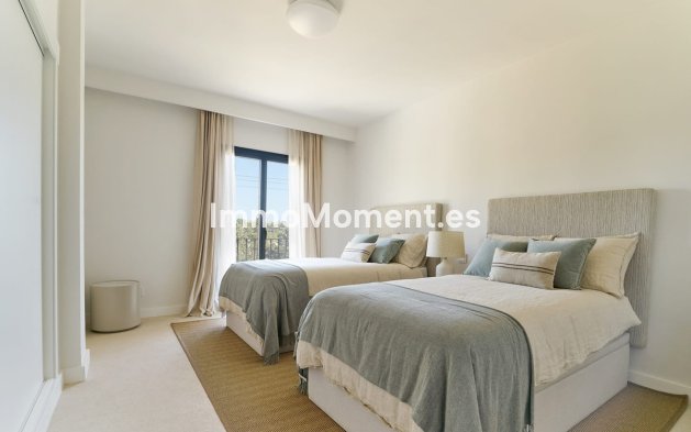 Bestaande woning - Geschakelde woning - Marbella - Nueva Andalucía