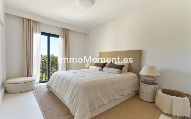 Bestaande woning - Geschakelde woning - Marbella - Nueva Andalucía