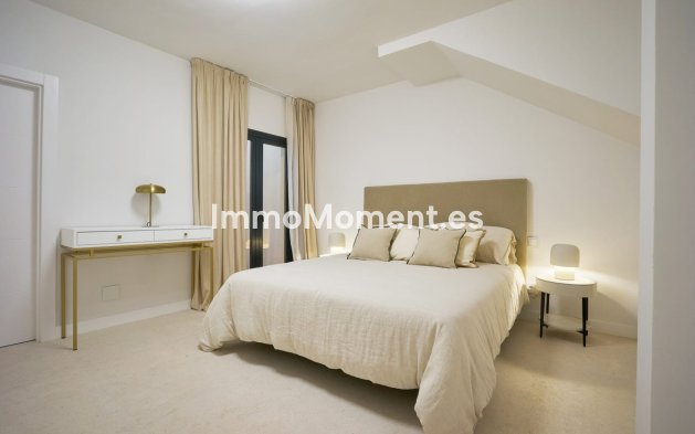 Bestaande woning - Geschakelde woning - Marbella - Nueva Andalucía