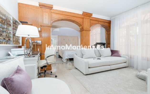 Wiederverkauf - Villa - Marbella - Marbella Centro