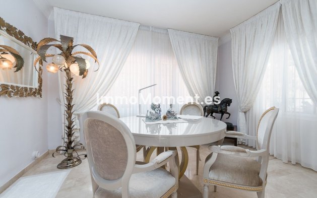 Wiederverkauf - Villa - Marbella - Marbella Centro