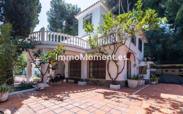 Wiederverkauf - Villa - Marbella - Marbella Centro