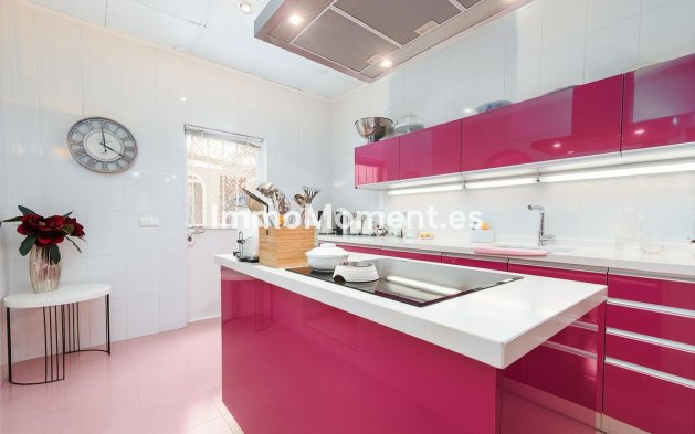 Wiederverkauf - Villa - Marbella - Marbella Centro