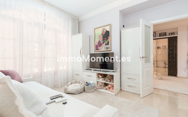 Wiederverkauf - Villa - Marbella - Marbella Centro