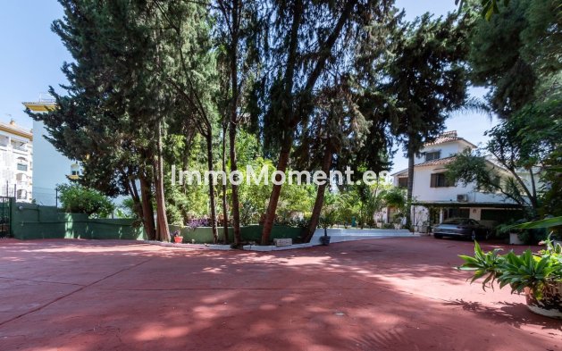 Wiederverkauf - Villa - Marbella - Marbella Centro