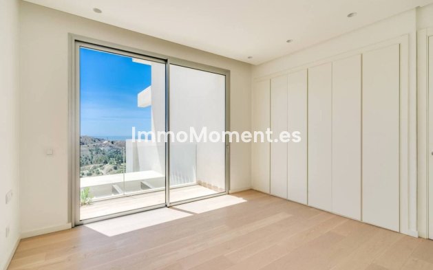 Resale - Apartment - Benahavís - Benahavís Centro