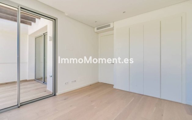 Resale - Apartment - Benahavís - Benahavís Centro