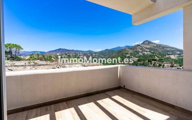 Resale - Apartment - Benahavís - Benahavís Centro