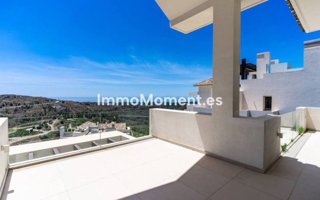 Resale - Apartment - Benahavís - Benahavís Centro