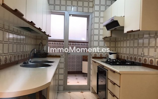 Revente - Appartement - Málaga - Málaga Este