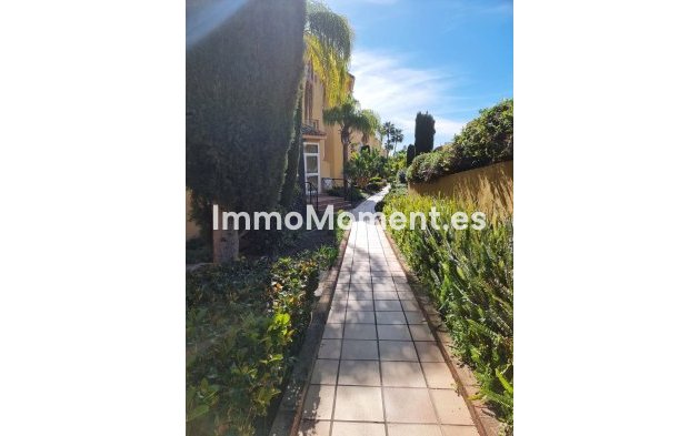 Wiederverkauf - Wohnung - Estepona  - Estepona Centro