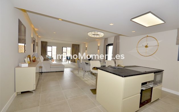 Wiederverkauf - Wohnung - Marbella - Puerto Banús