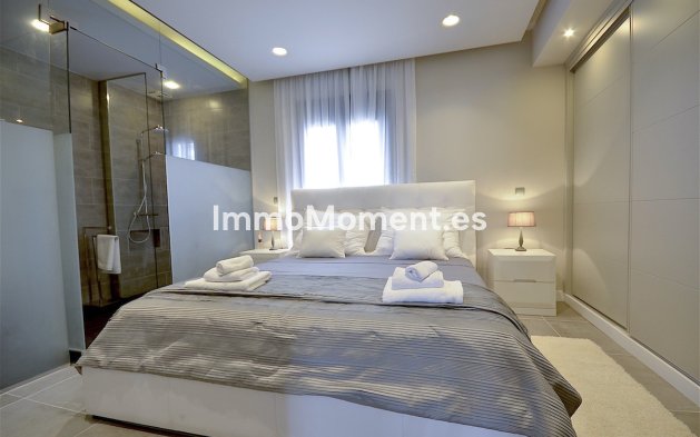 Wiederverkauf - Wohnung - Marbella - Puerto Banús