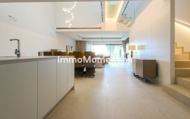 Wiederverkauf - Reihenhaus - Estepona  - Estepona Centro