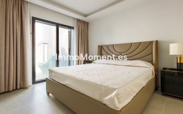 Wiederverkauf - Reihenhaus - Estepona  - Estepona Centro