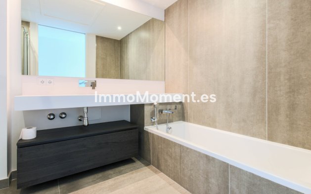 Wiederverkauf - Reihenhaus - Estepona  - Estepona Centro