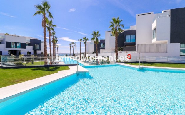 Wiederverkauf - Reihenhaus - Estepona  - Estepona Centro