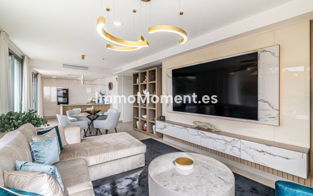 Resale - Apartment - Mijas - Calanova Golf
