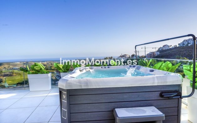Resale - Apartment - Mijas - Calanova Golf