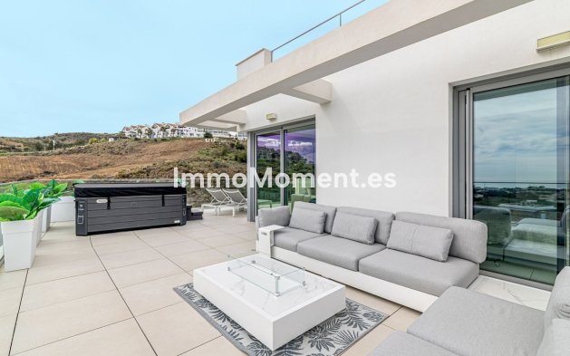 Resale - Apartment - Mijas - Calanova Golf