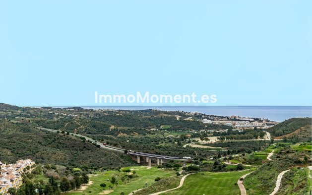 Resale - Apartment - Mijas - Calanova Golf