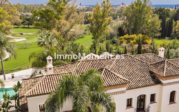 Wiederverkauf - Villa - Marbella - Nueva Andalucía