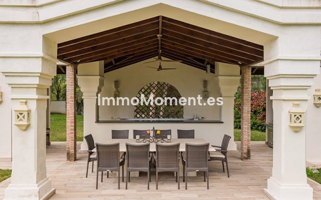 Wiederverkauf - Villa - Marbella - Nueva Andalucía